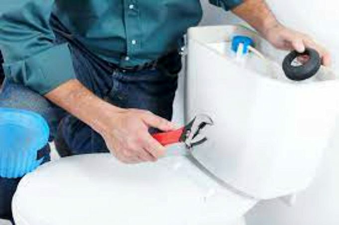 Comment Reparer Une Toilette Qui Ne Tire Pas La Chasse Si Vous Ne Maintenez Pas La Poignee Enfoncee